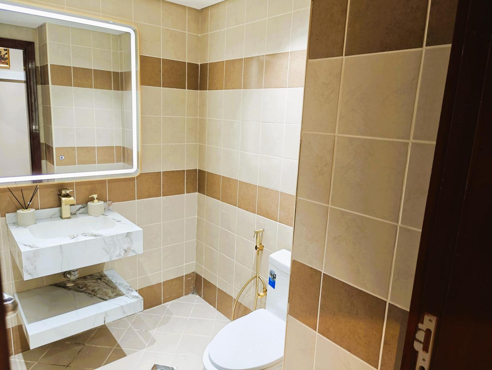 369 Stays- 1 Bedroom Apartment In Sports City Dubai Buitenkant foto